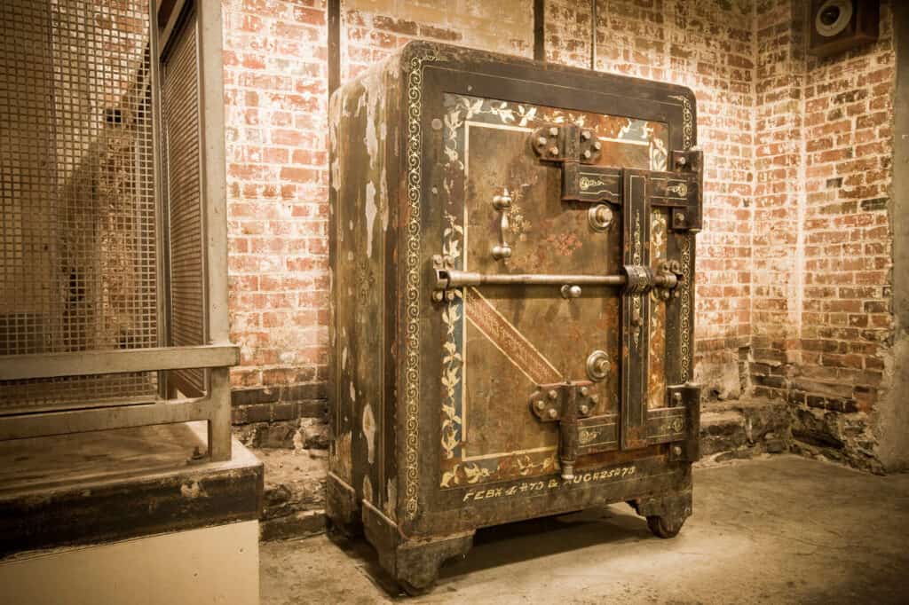 traditional safe box